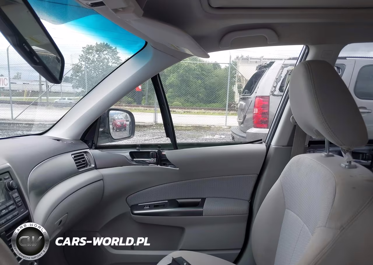 2011 Subaru Forester 2.5X Premium VIN:JF2SHADC8BH747301 - 6