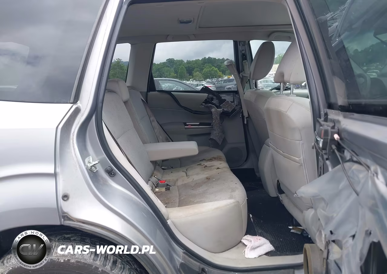 2011 Subaru Forester 2.5X Premium VIN:JF2SHADC8BH747301 - 8