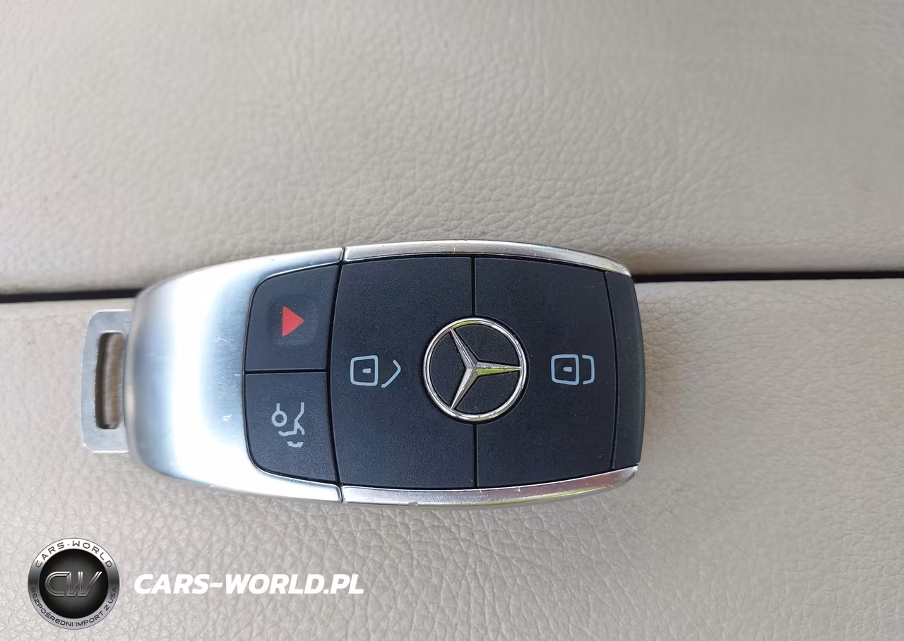 2021 Mercedes-Benz C 300 4Matic VIN:W1KWF8EB5MR626202 - 11