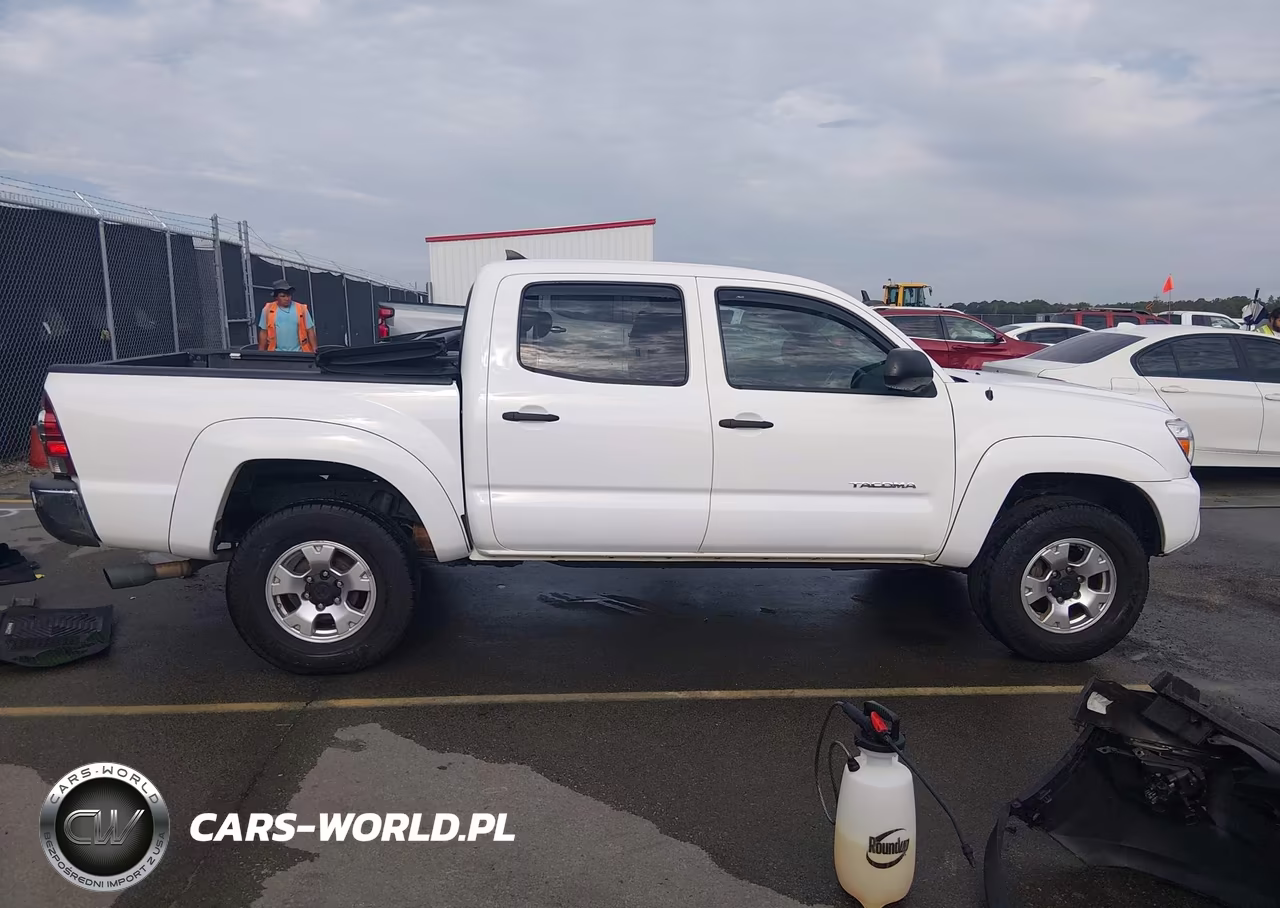 2015 Toyota Tacoma Prerunner V6 VIN:5TFJU4GN1FX089207 - 14
