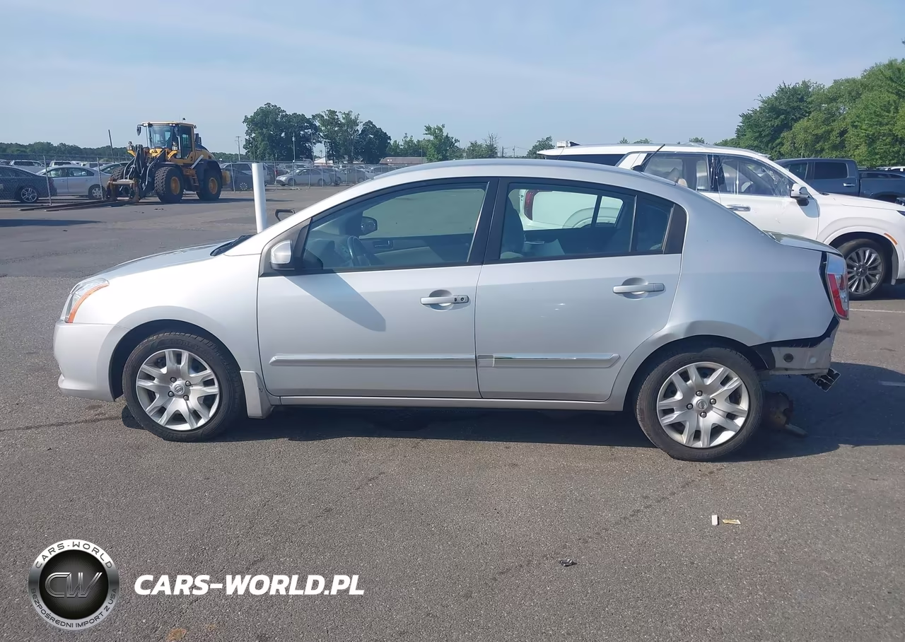 2010 Nissan Sentra 2.0S VIN:3N1AB6AP2AL680259 - 15
