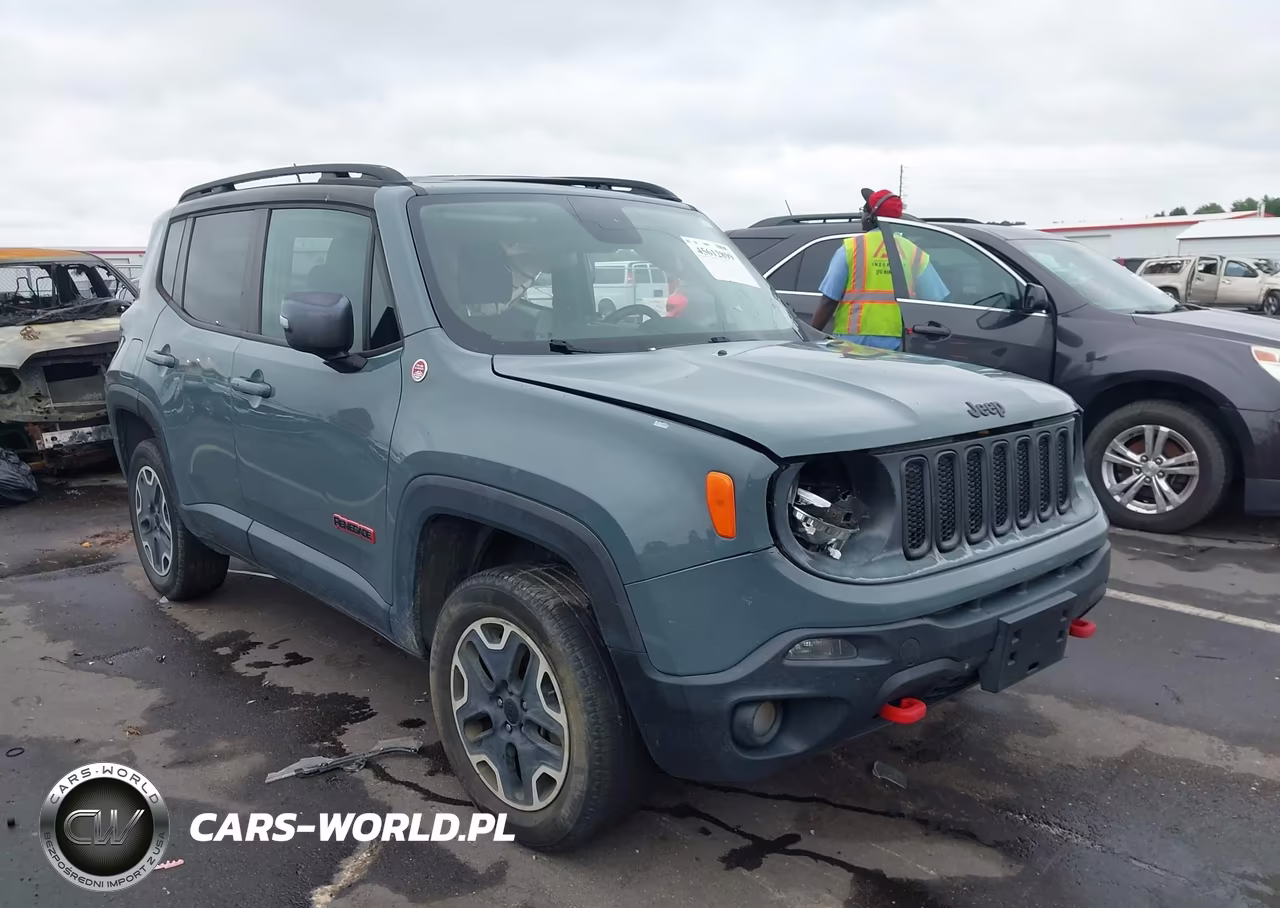 2016 Jeep Renegade Trailhawk – zdjęcie 1 z 16