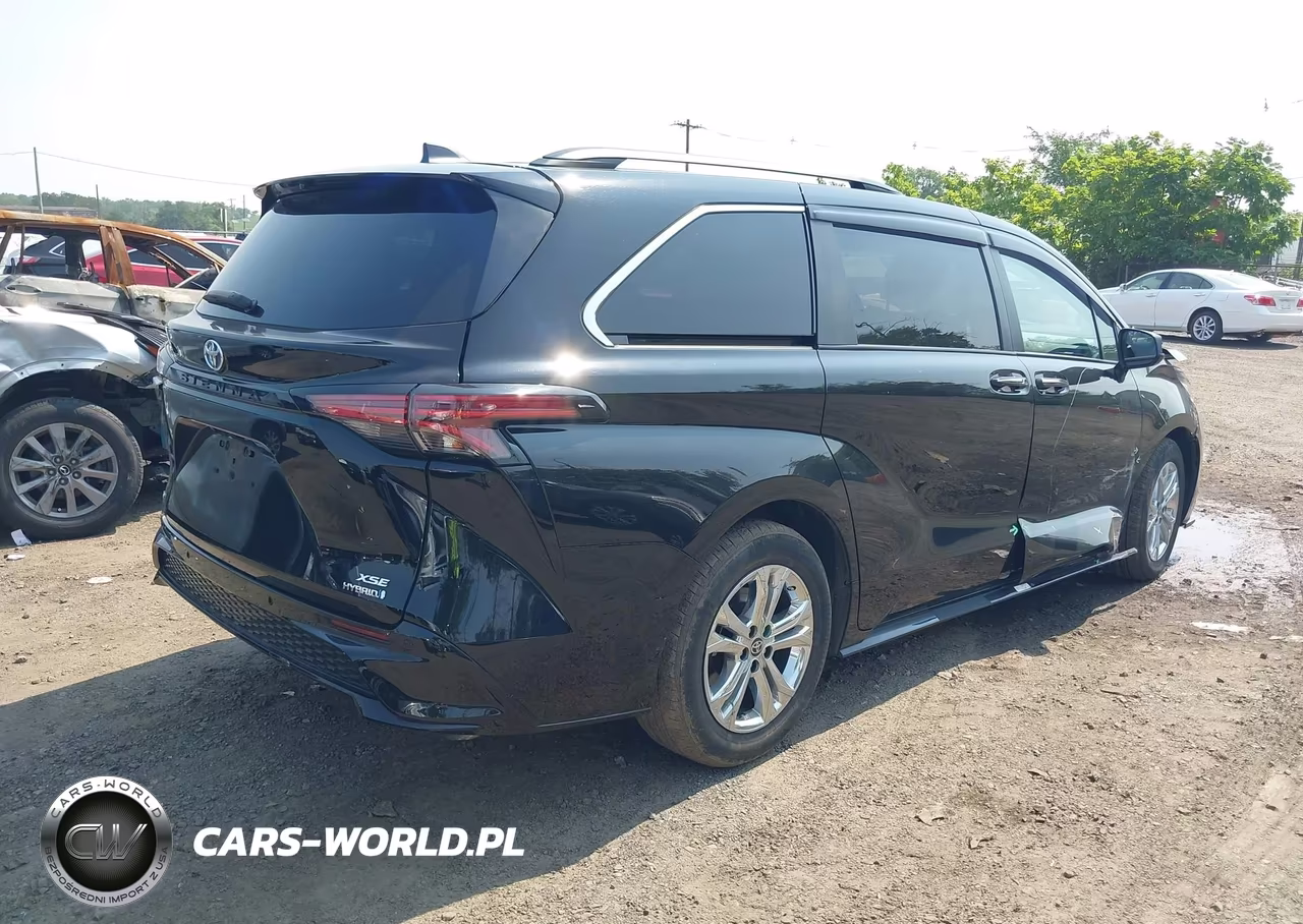 2022 Toyota Sienna Xse VIN:5TDDSKFC0NS072149 - 4