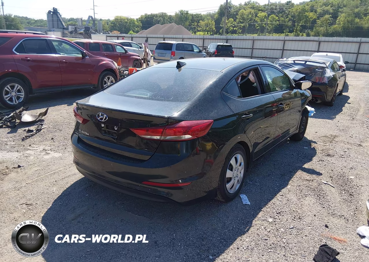2017 Hyundai Elantra Se VIN:5NPD84LF4HH087904 - 4