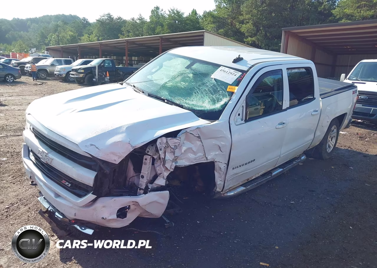 2017 Chevrolet Silverado 1500 Lt VIN:3GCUKREC4HG381815 - 2