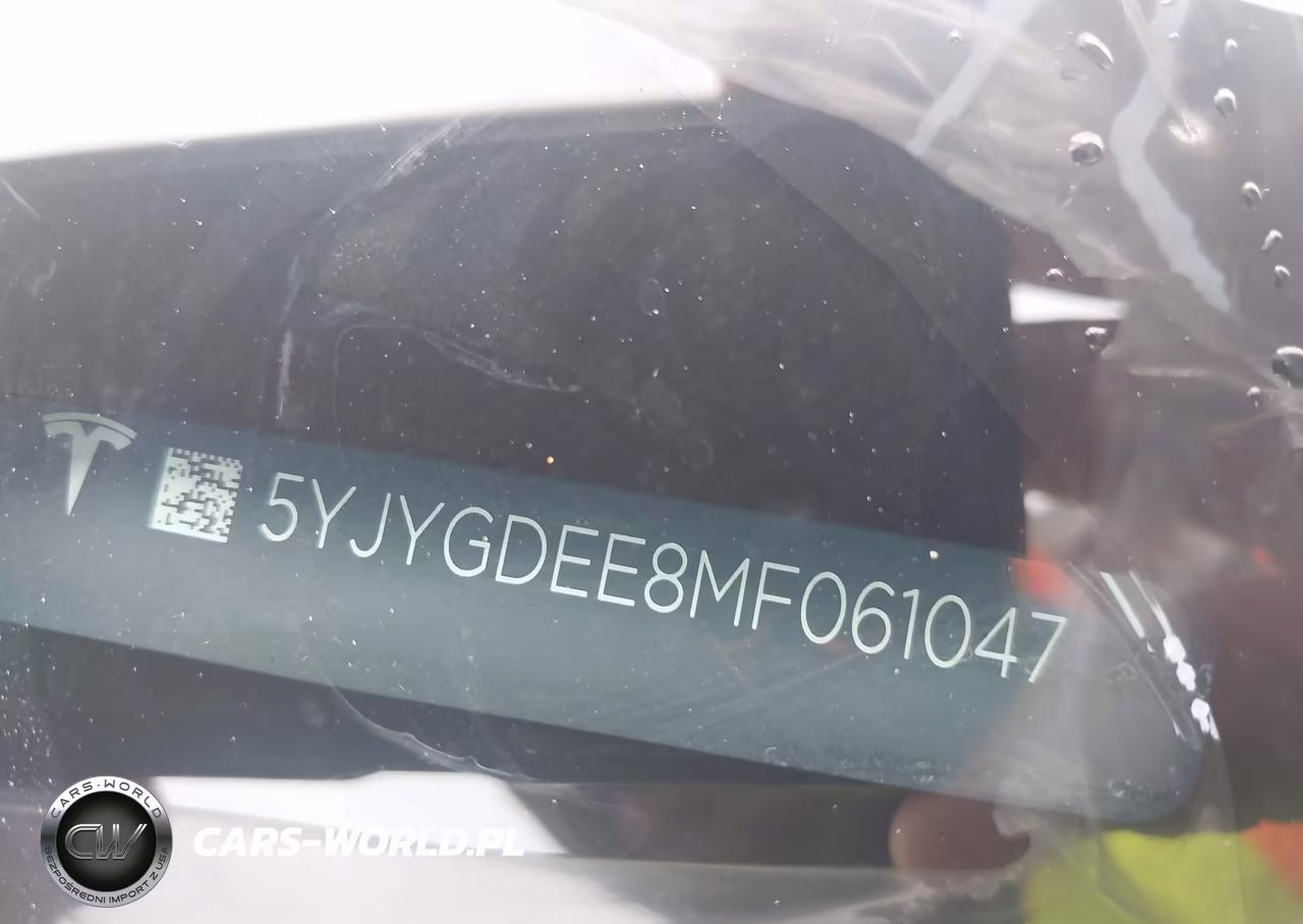 2021 Tesla Model Y Long Range Dual Motor All-Wheel Drive VIN:5YJYGDEE8MF061047 - 9