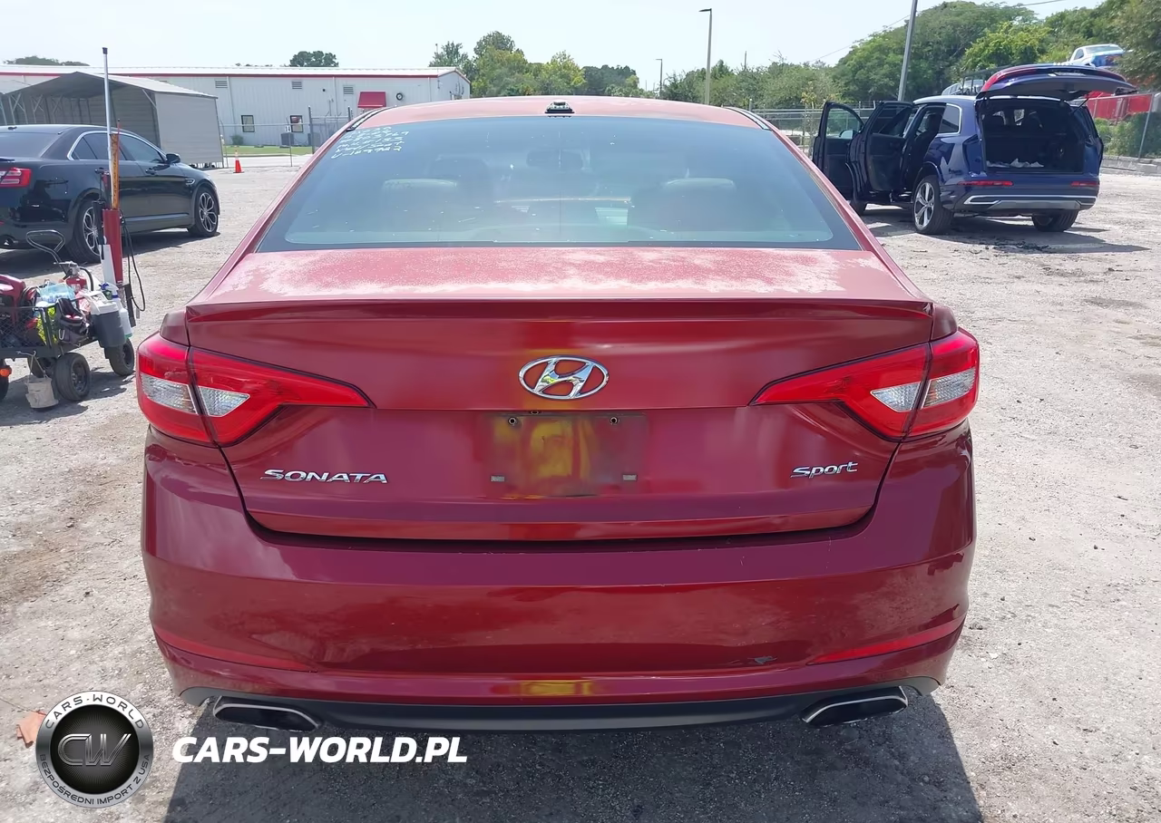 2016 Hyundai Sonata Sport VIN:5NPE34AF4GH412992 - 16