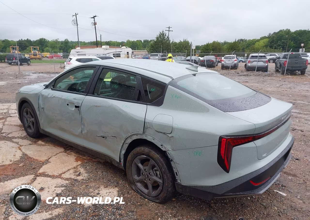 2026 Kia K4 Lxs VIN:3KPFT4DE8TE350678 - 3