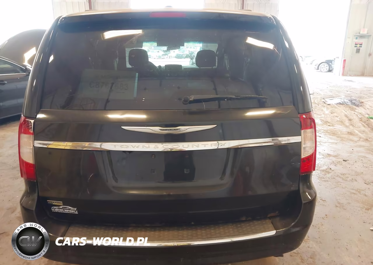 2014 Chrysler Town & Country Touring VIN:2C4RC1BG9ER115076 - 16