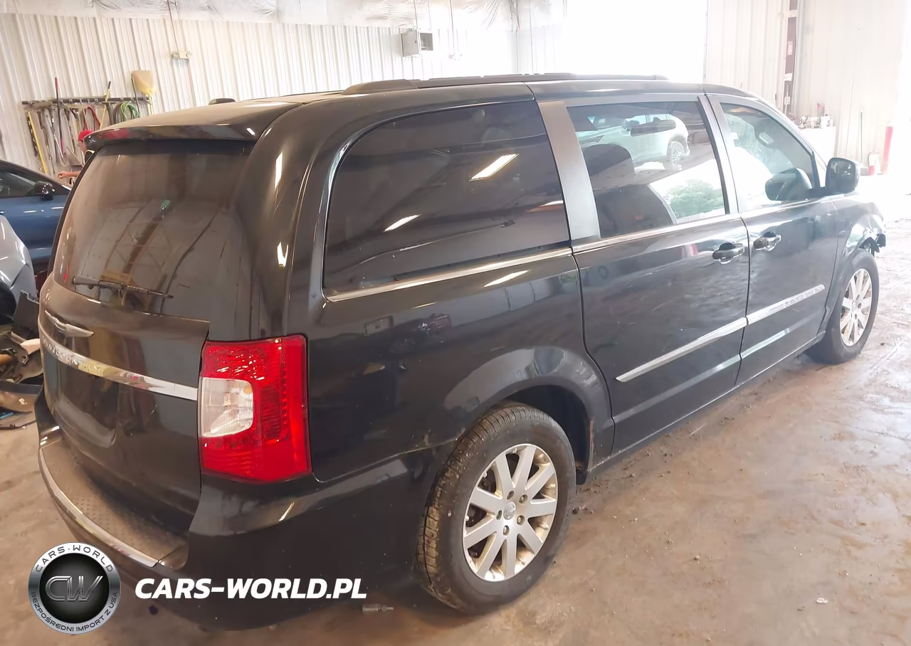 2014 Chrysler Town & Country Touring VIN:2C4RC1BG9ER115076 - 4