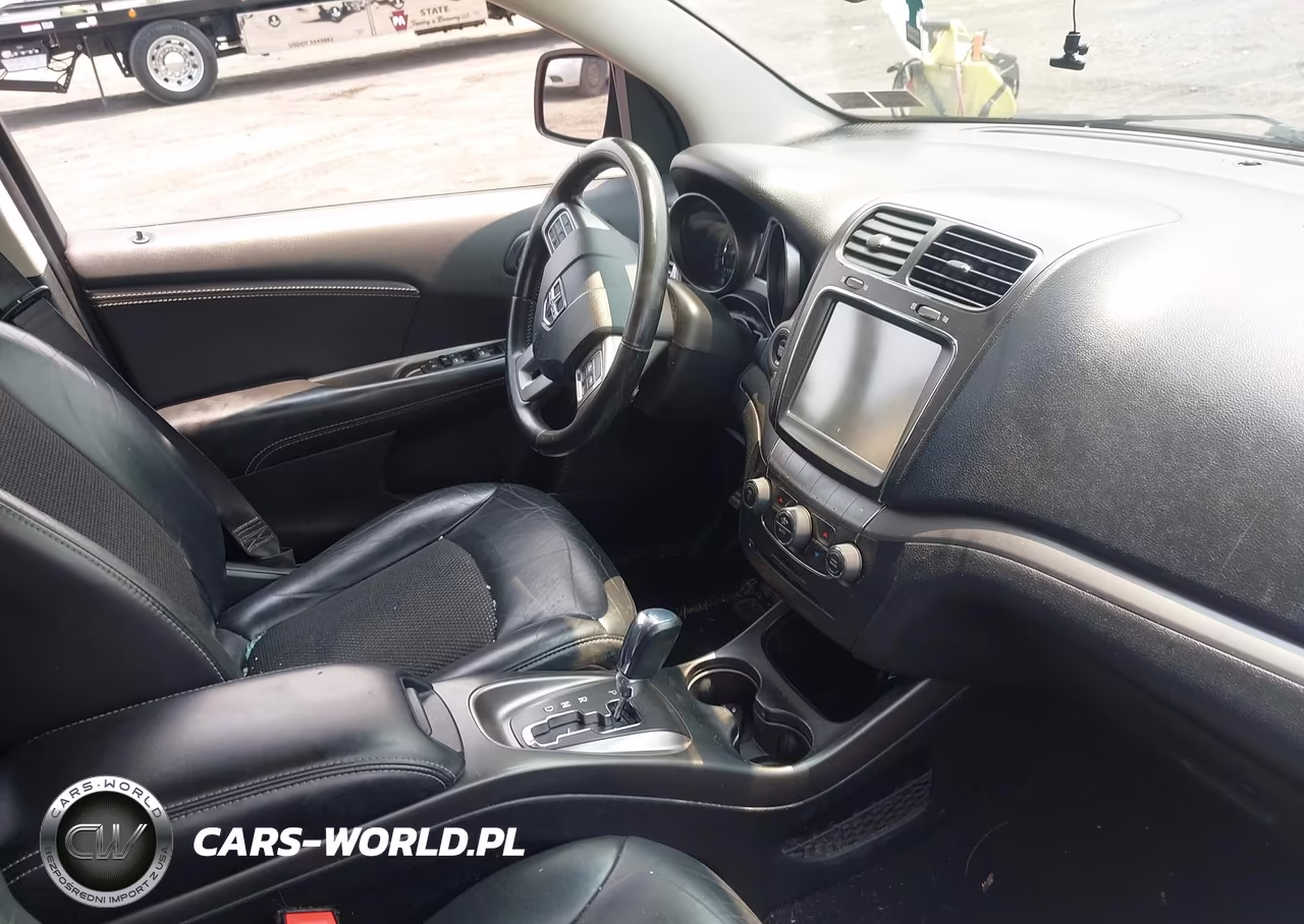 2016 Dodge Journey Crossroad Plus VIN:3C4PDDGG6GT243726 - 5