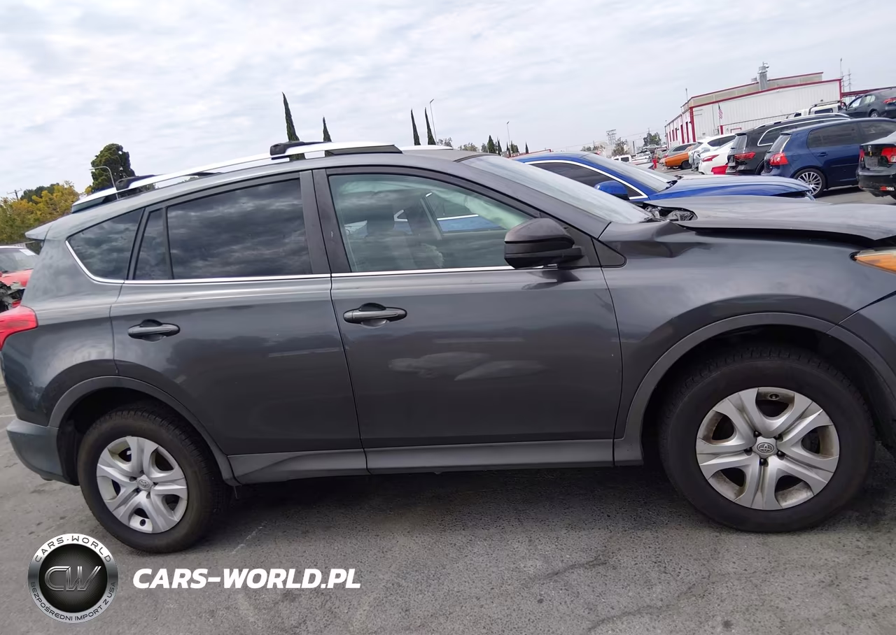 2015 Toyota Rav4 Le VIN:JTMZFREV2FD052228 - 13
