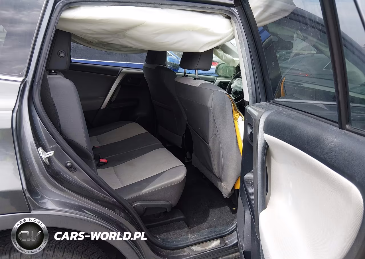 2015 Toyota Rav4 Le VIN:JTMZFREV2FD052228 - 8