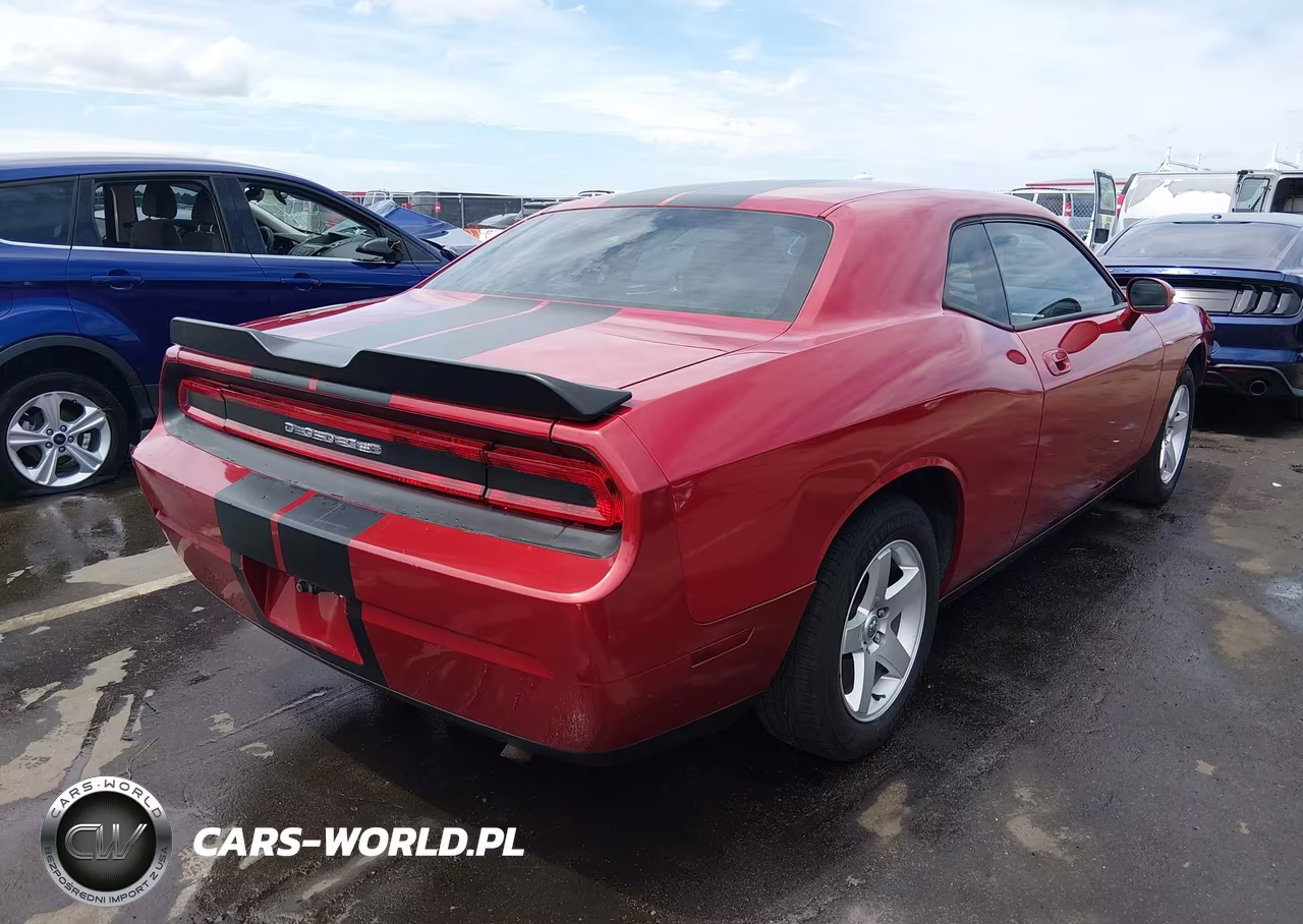 2010 Dodge Challenger Se VIN:2B3CJ4DV5AH205741 - 4