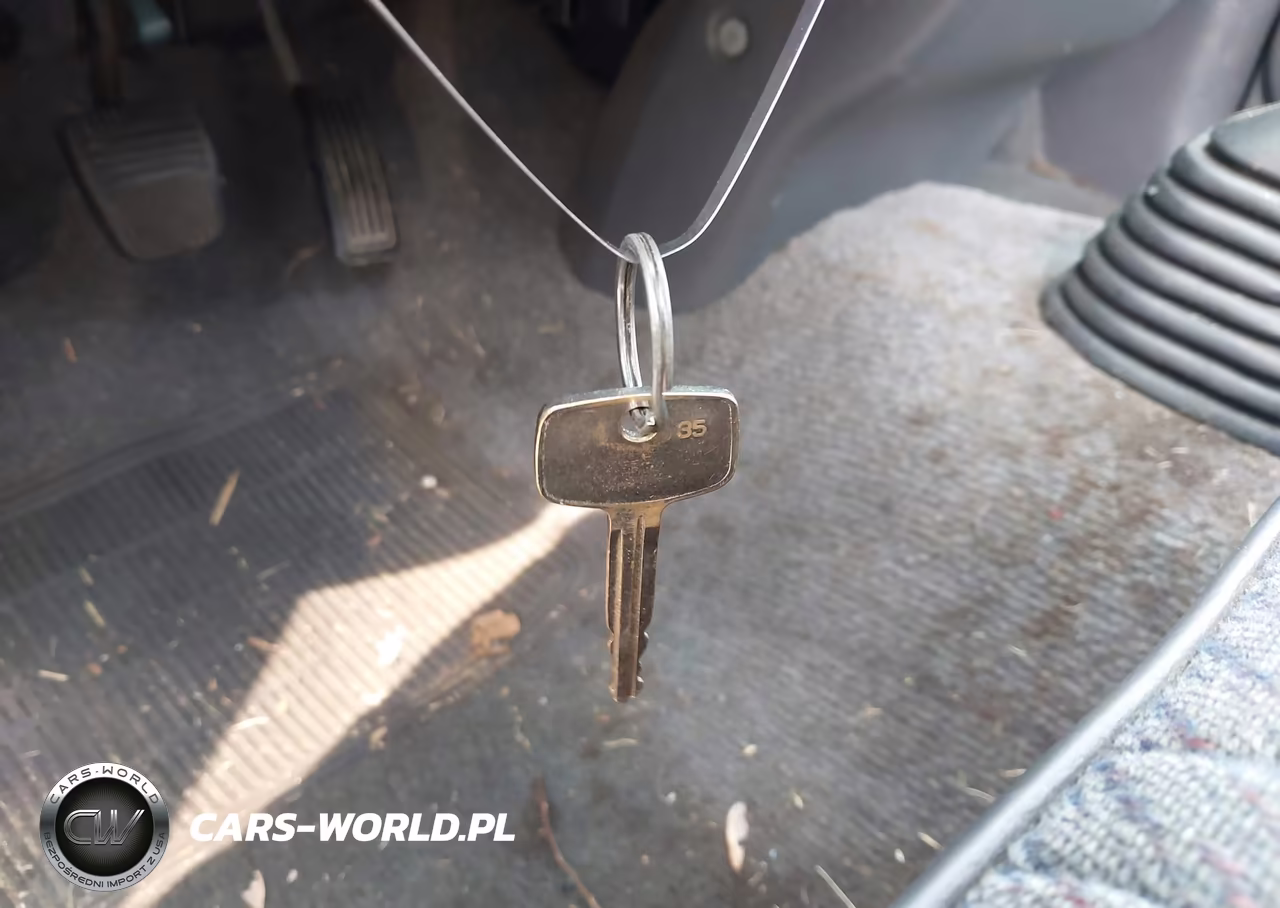 1996 Toyota Tacoma VIN:4TANL42NXTZ124754 - 11