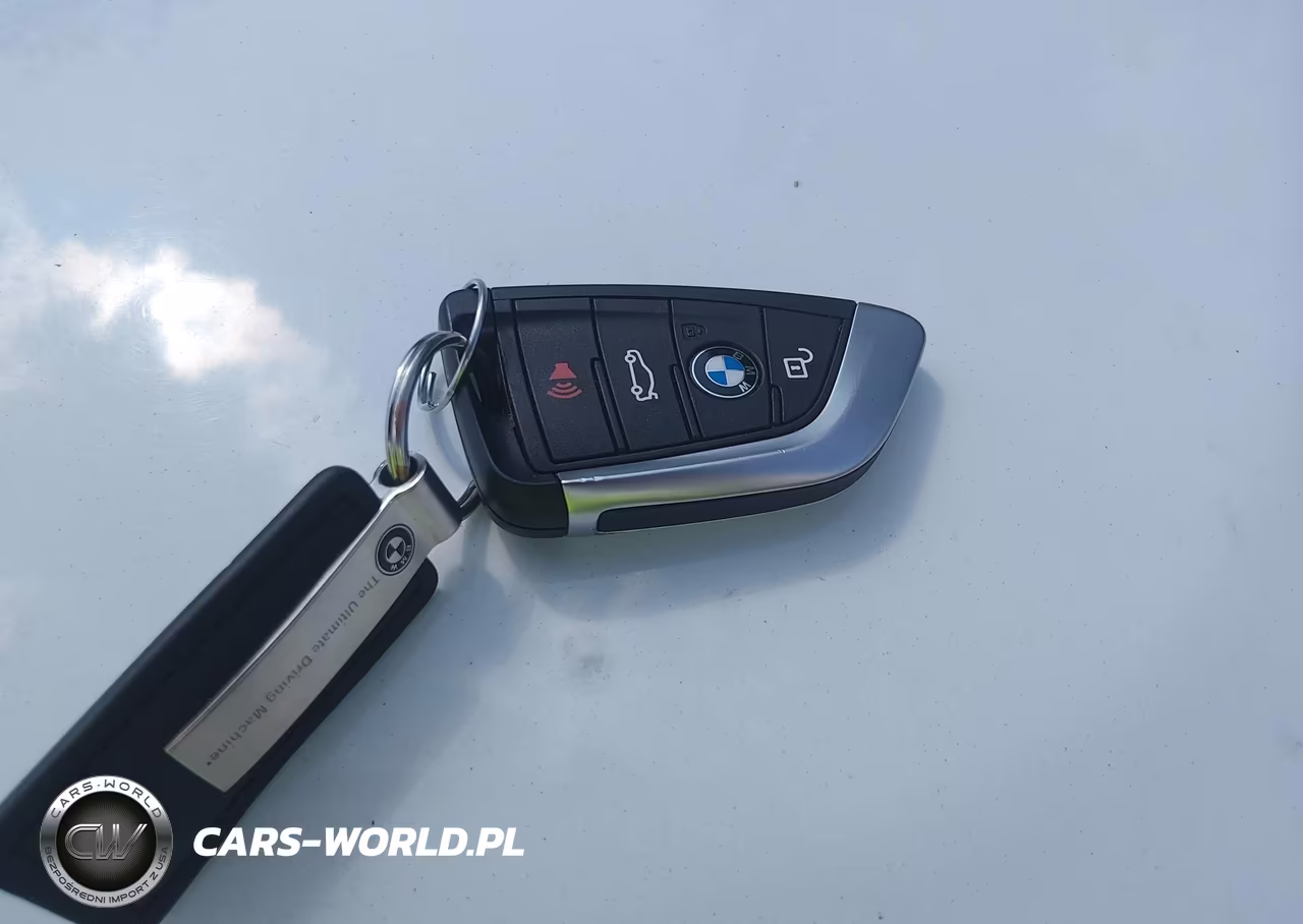2019 BMW X1 xDrive28I VIN:WBXHT3C54K5L89172 - 11