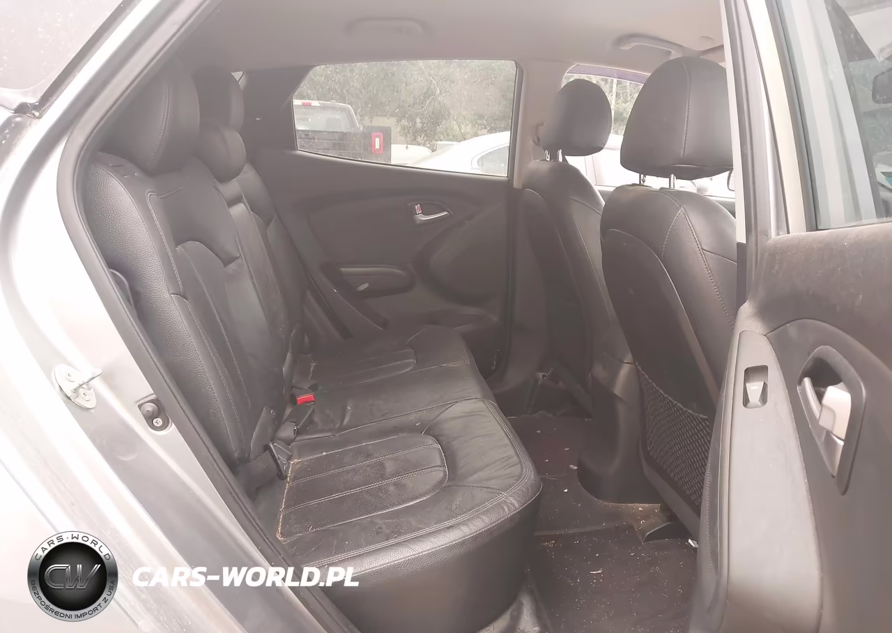 2011 Hyundai Tucson Limited VIN:KM8JU3AC6BU215599 - 8