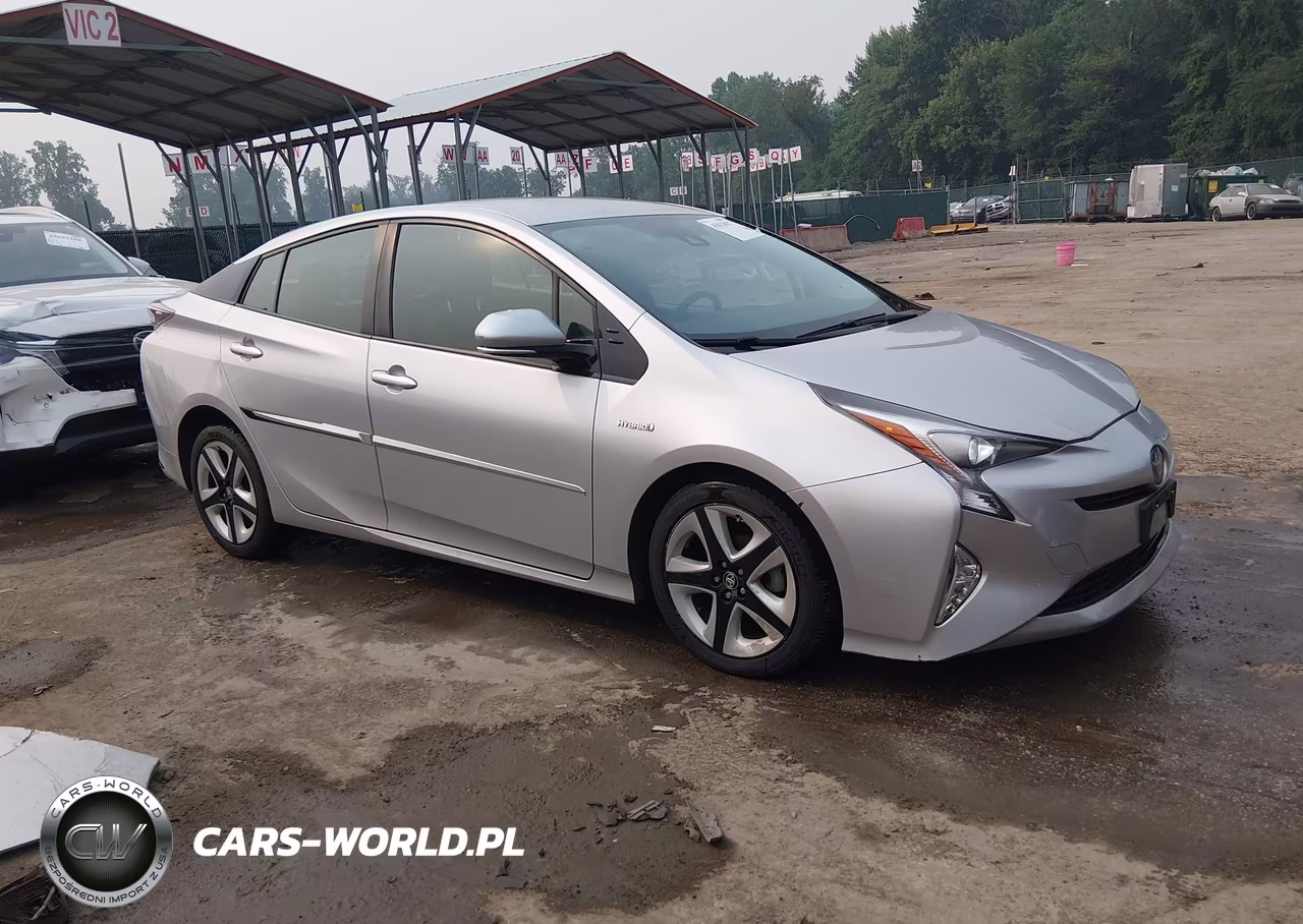 2016 Toyota Prius Three Touring – zdjęcie 1 z 18