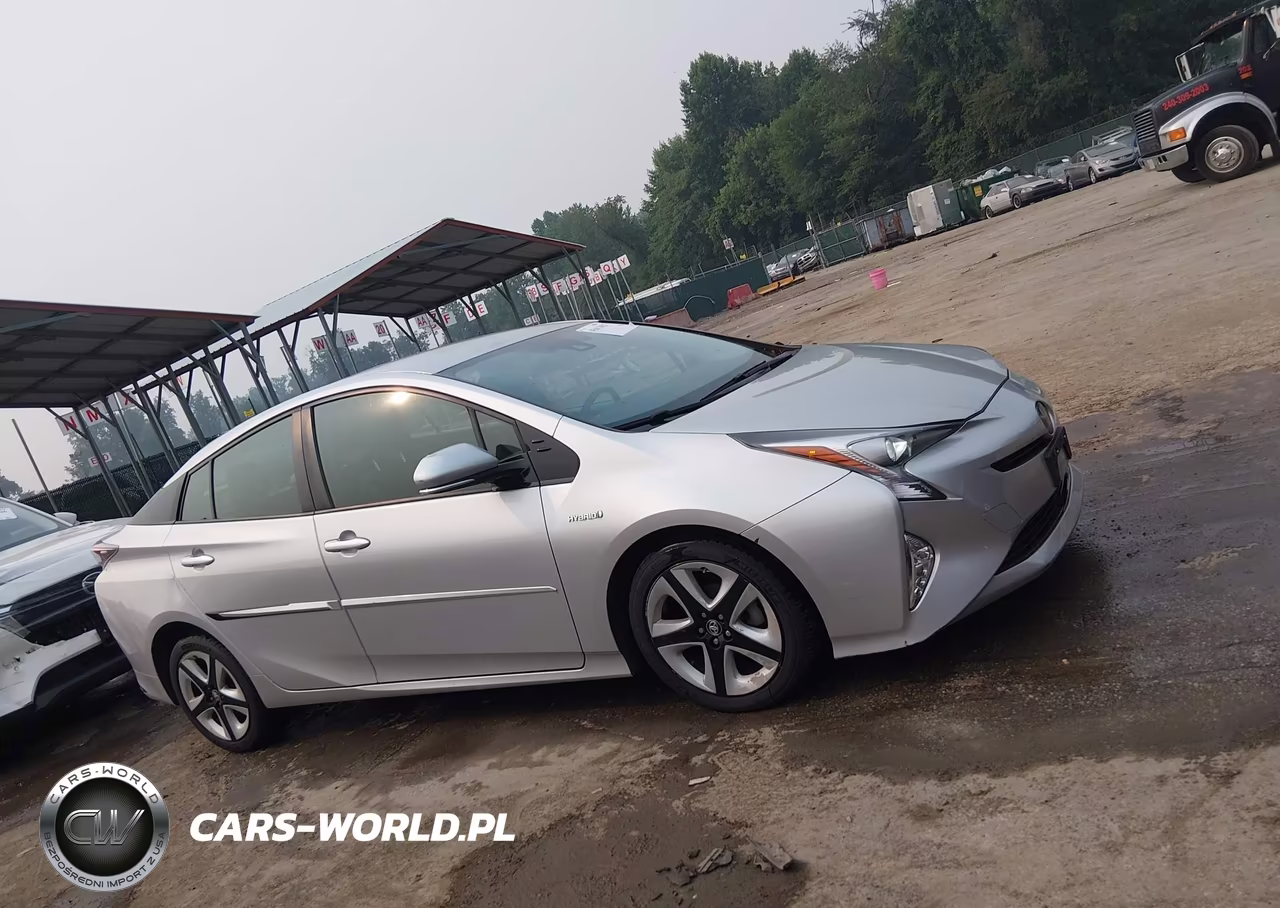 2016 Toyota Prius Three Touring VIN:JTDKARFU0G3515352 - 14