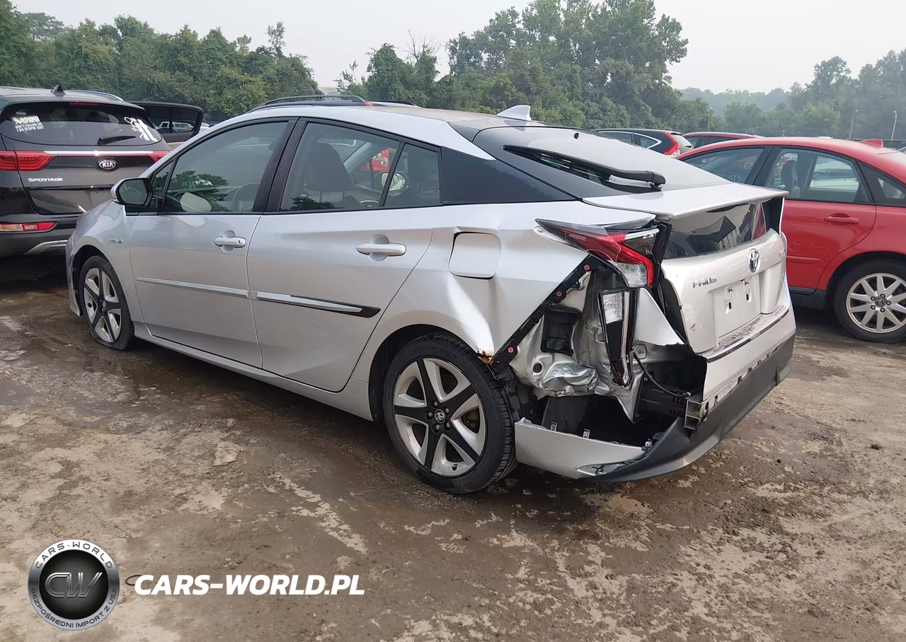 2016 Toyota Prius Three Touring VIN:JTDKARFU0G3515352 - 3