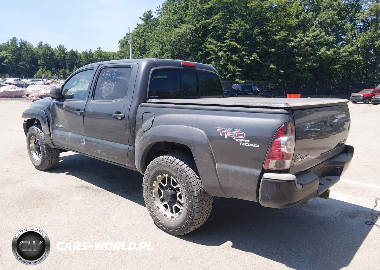 2010 Toyota Tacoma Base V6 VIN:3TMLU4EN3AM053366 - 3