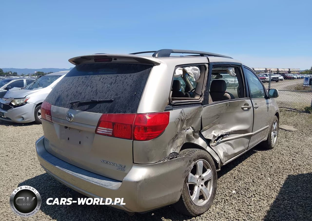 2005 Toyota Sienna Xle VIN:5TDBA22CX5S049154 - 4