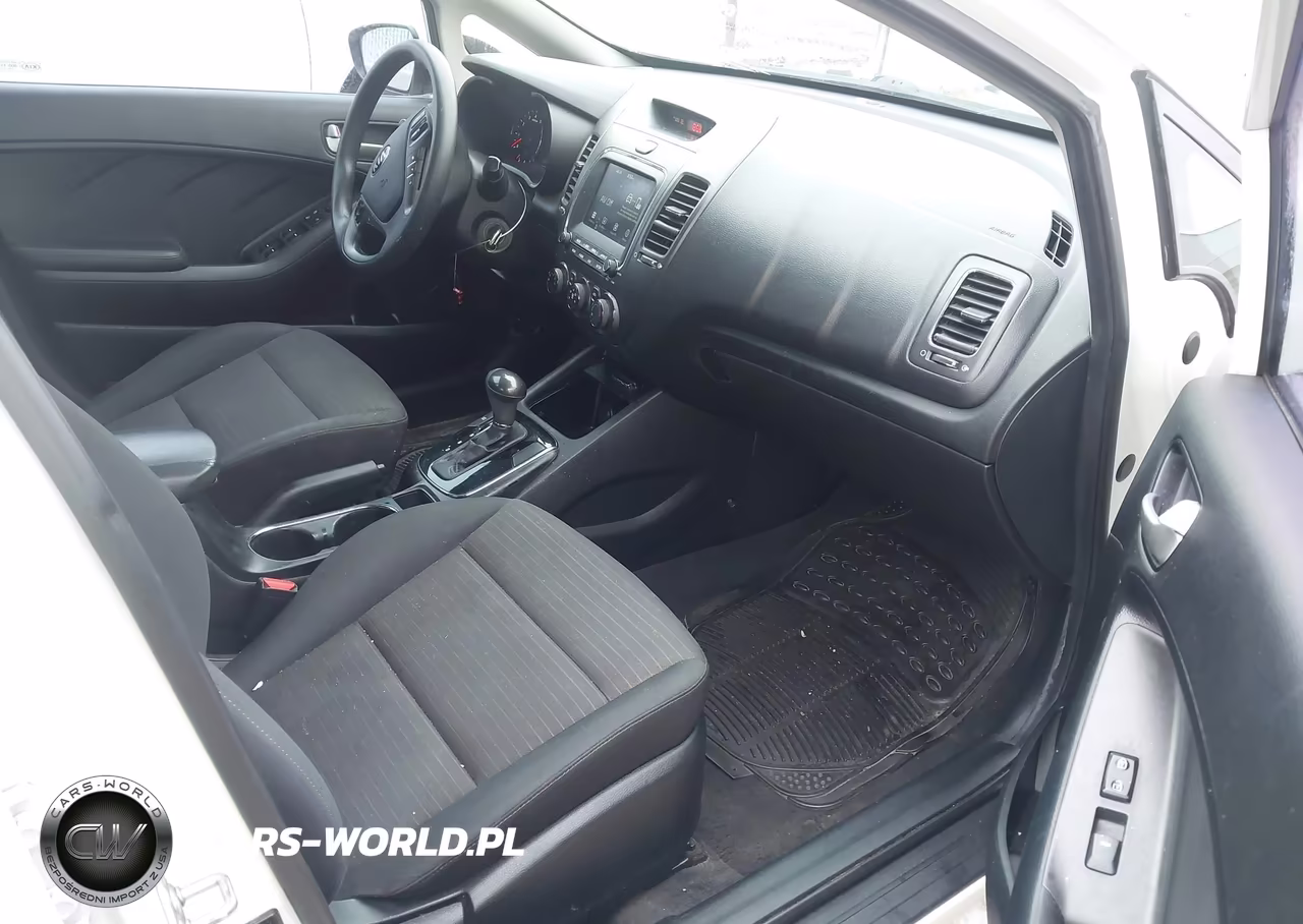 2018 Kia Forte Lx VIN:3KPFL4A72JE187366 - 5