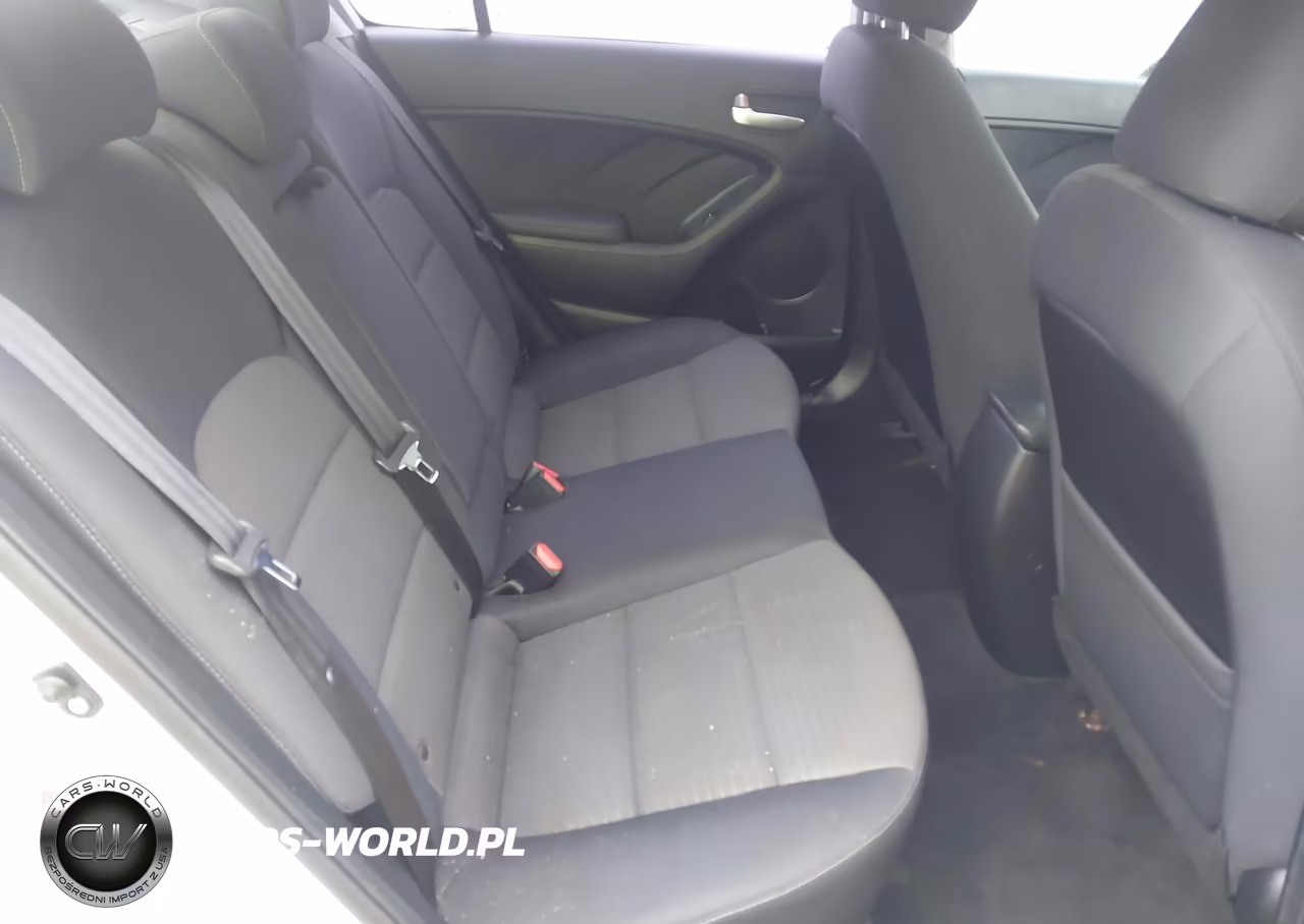2018 Kia Forte Lx VIN:3KPFL4A72JE187366 - 8