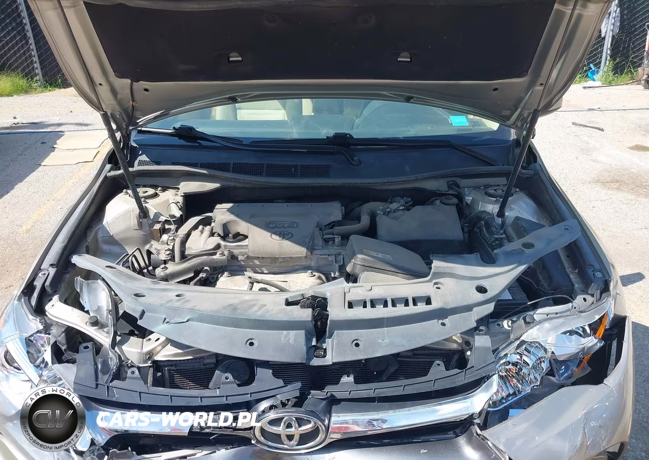 2017 Toyota Camry Le VIN:4T1BF1FK1HU635010 - 10