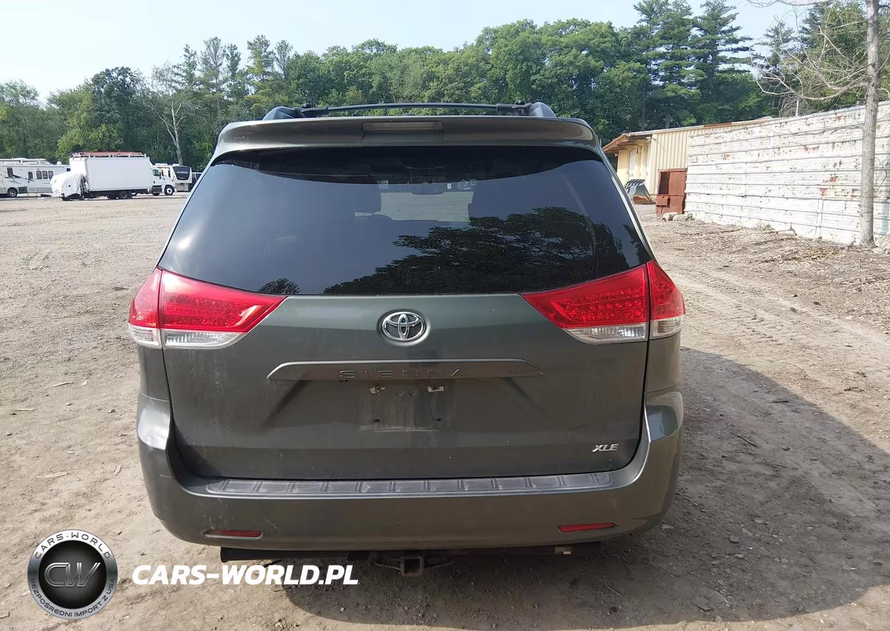 2013 Toyota Sienna Xle V6 8 Passenger VIN:5TDYK3DCXDS402341 - 16