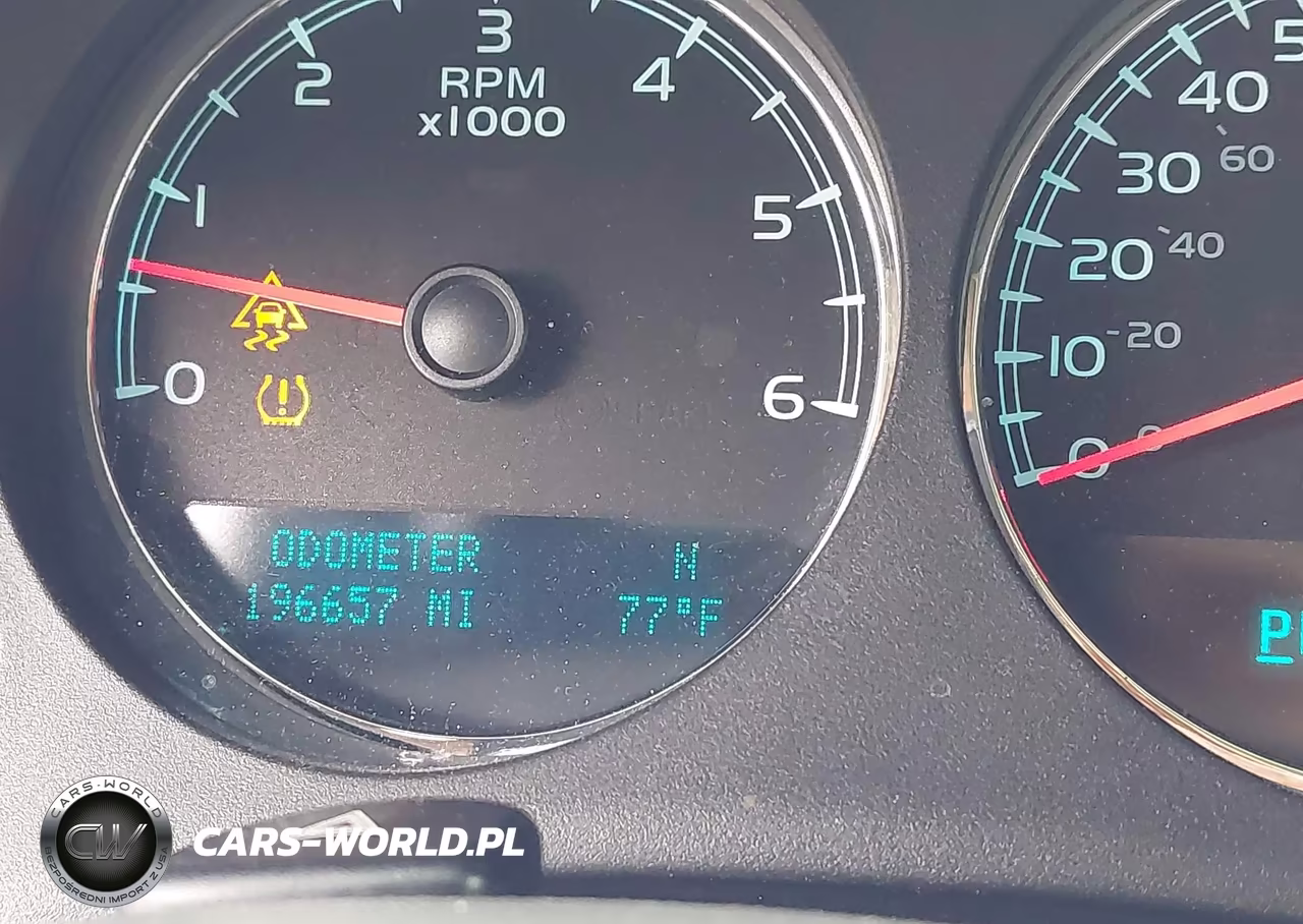2010 Chevrolet Tahoe Lt VIN:1GNMCBE31AR193545 - 15