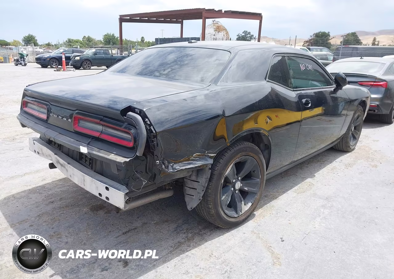 2016 Dodge Challenger Sxt VIN:2C3CDZAG1GH184358 - 4