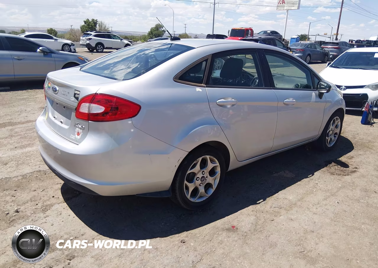 2012 Ford Fiesta Sel VIN:3FADP4CJXCM173654 - 4