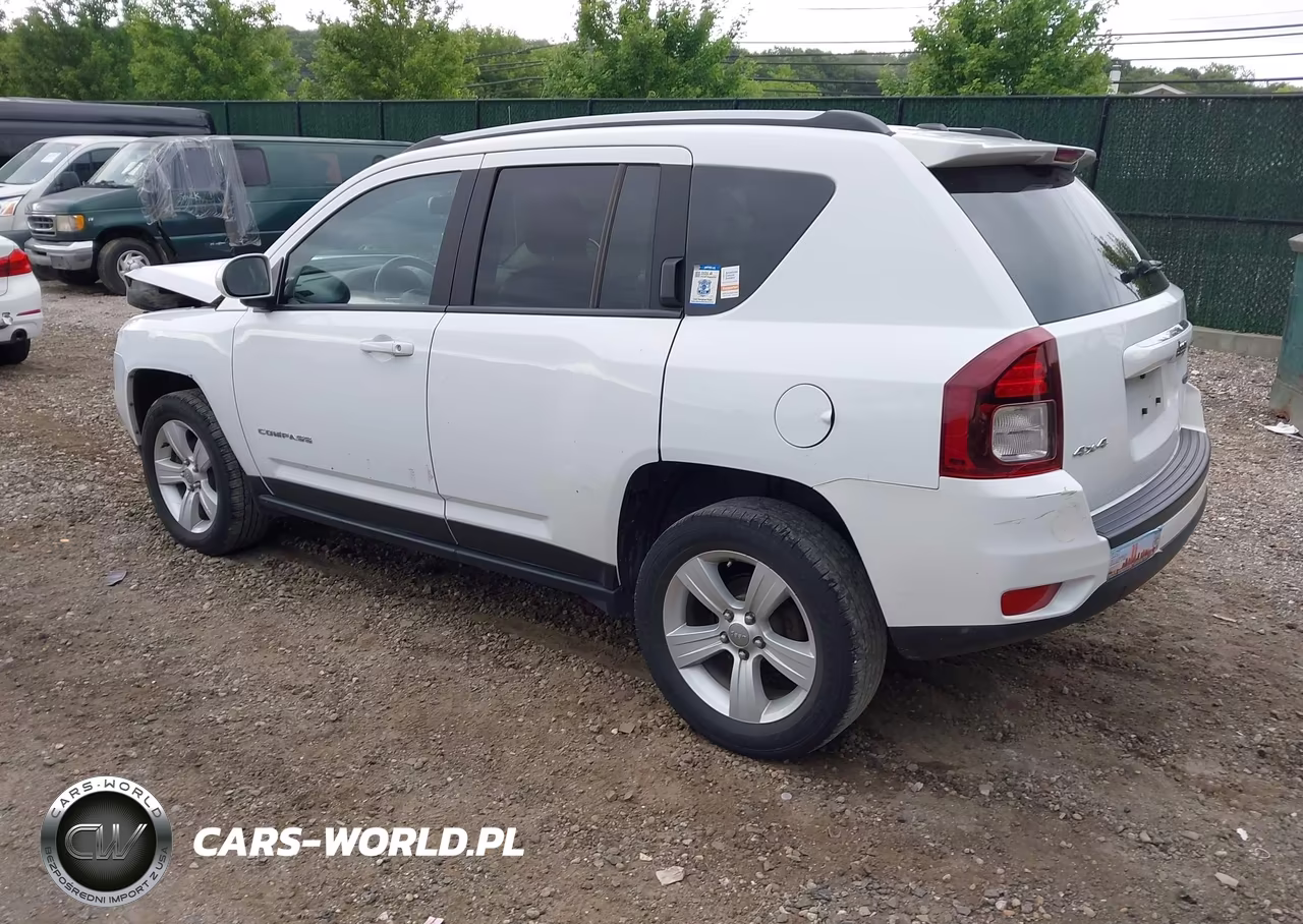 2017 Jeep Compass Latitude VIN:1C4NJDEB6HD110625 - 3