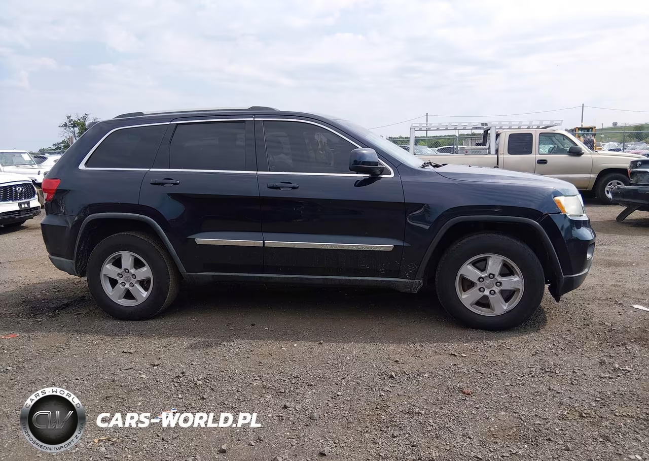 2011 Jeep Grand Cherokee Laredo VIN:1J4RR4GG5BC523758 - 13