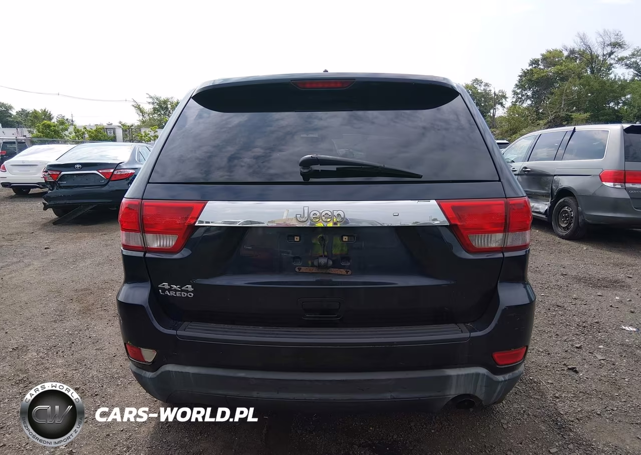 2011 Jeep Grand Cherokee Laredo VIN:1J4RR4GG5BC523758 - 16