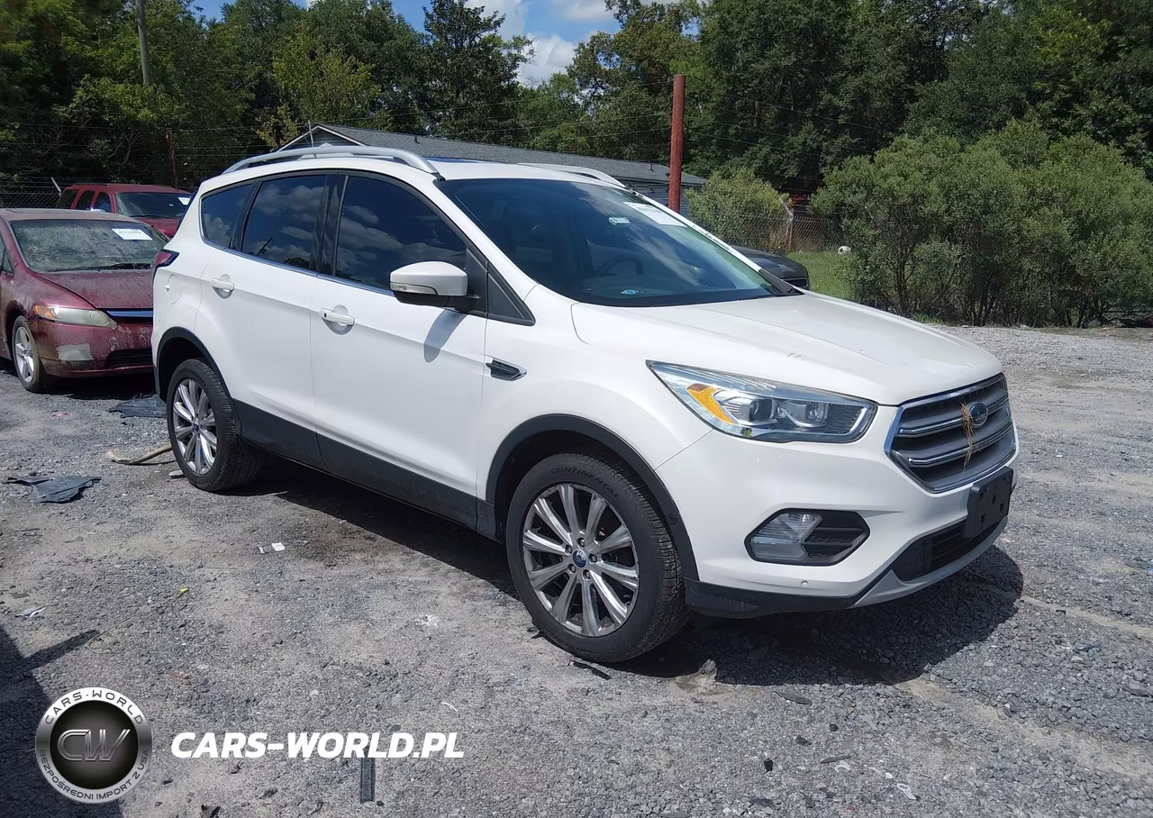2017 Ford Escape Titanium – zdjęcie 1 z 16