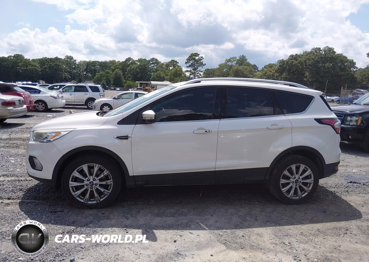 2017 Ford Escape Titanium VIN:1FMCU9J96HUE61674 - 14