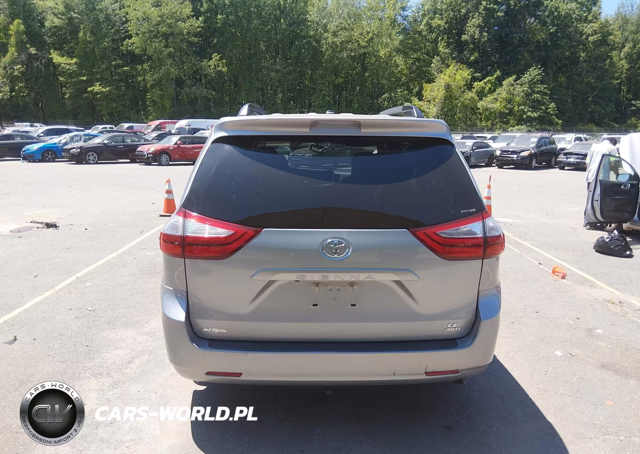 2015 Toyota Sienna Le 7 Passenger VIN:5TDJK3DC5FS113615 - 16