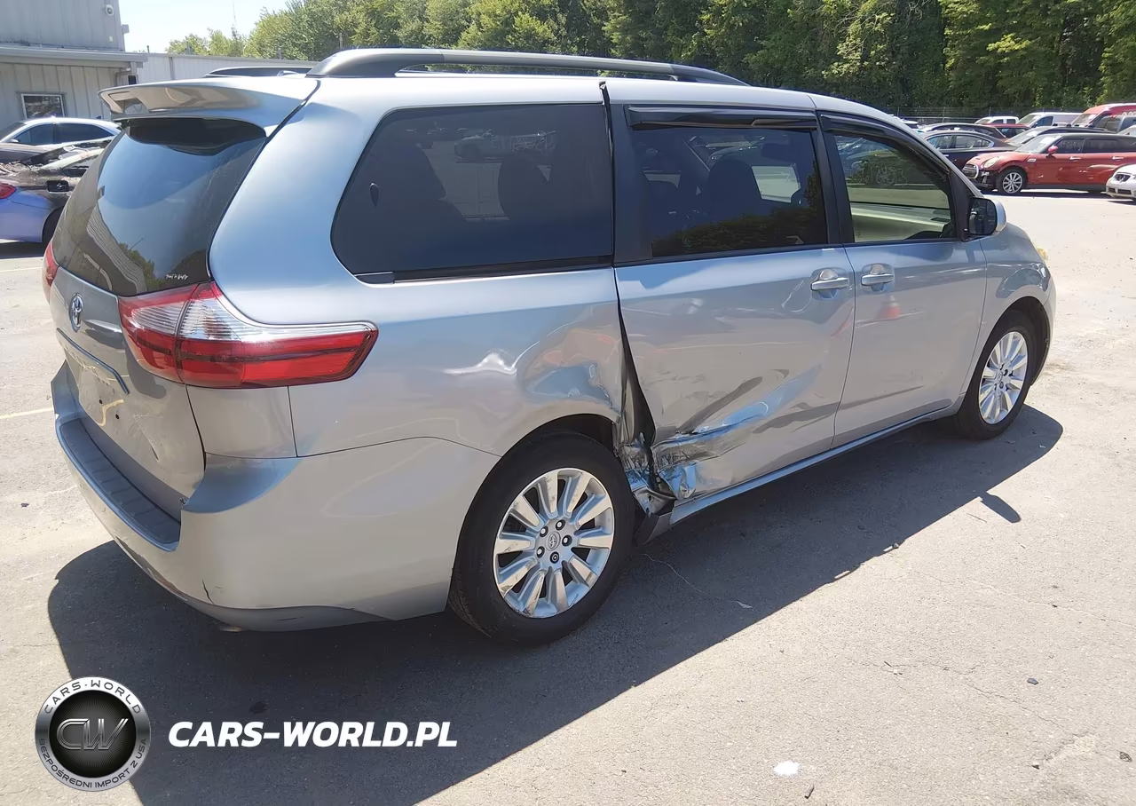 2015 Toyota Sienna Le 7 Passenger VIN:5TDJK3DC5FS113615 - 4