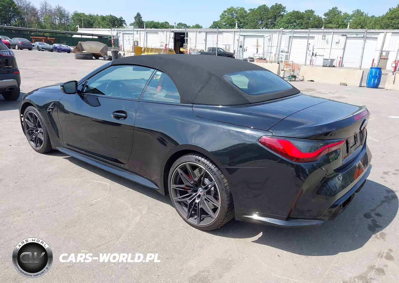 2022 BMW M4 Competition xDrive VIN:WBS33BA03NCK73141 - 3