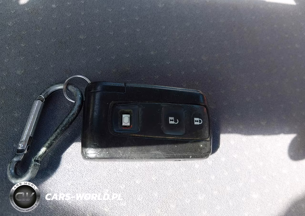 2006 Toyota Prius VIN:JTDKB20U867520710 - 11