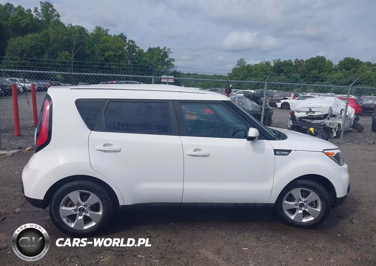 2017 Kia Soul VIN:KNDJN2A25H7491413 - 14