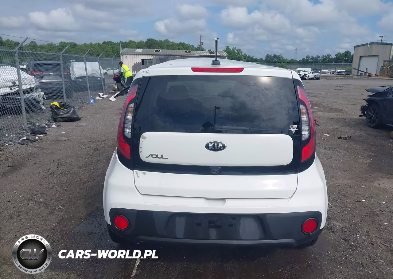 2017 Kia Soul VIN:KNDJN2A25H7491413 - 17