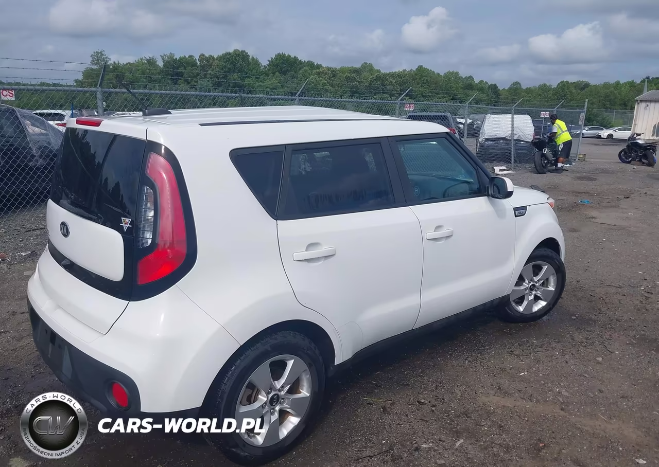 2017 Kia Soul VIN:KNDJN2A25H7491413 - 4