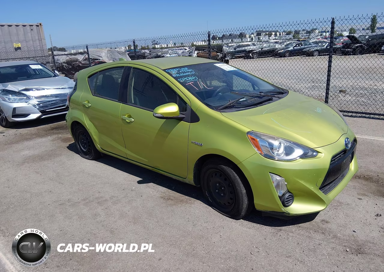 2015 Toyota Prius C Two