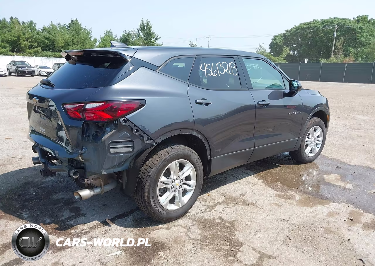 2022 Chevrolet Blazer Awd 2Lt VIN:3GNKBHR40NS135641 - 4