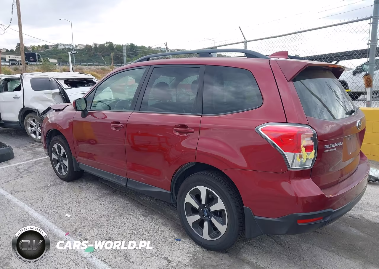 2018 Subaru Forester 2.5I Premium VIN:JF2SJAGC7JH467478 - 3