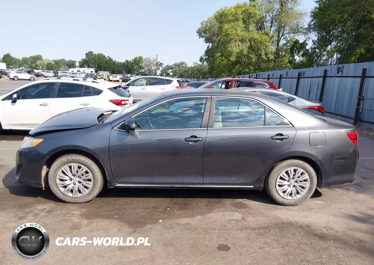 2013 Toyota Camry Le VIN:4T1BF1FKXDU224814 - 14