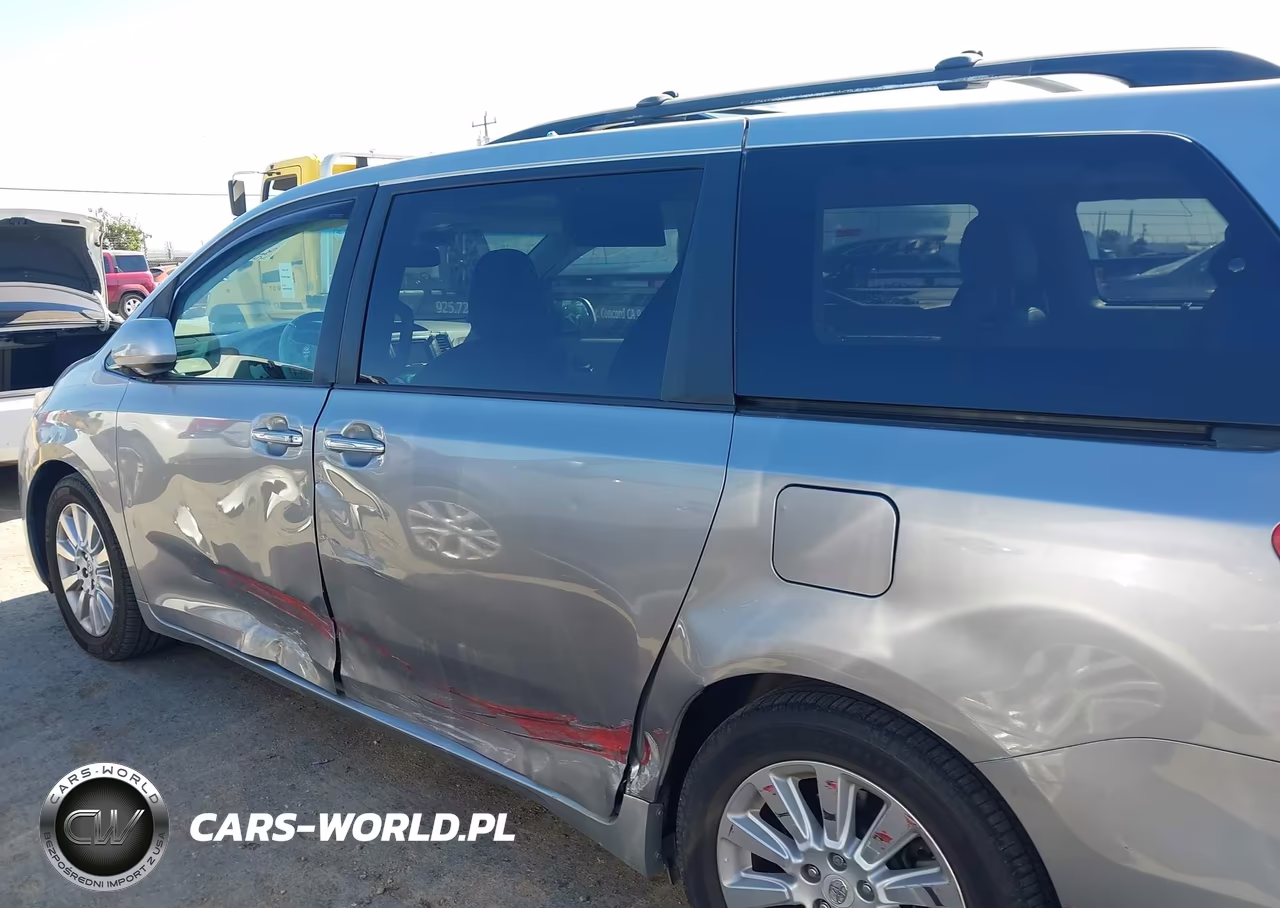 2011 Toyota Sienna Limited V6 VIN:5TDYK3DC9BS029791 - 14
